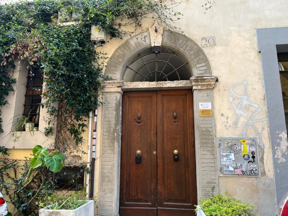 Trastevere Suite Apartment โรม ภายนอก รูปภาพ